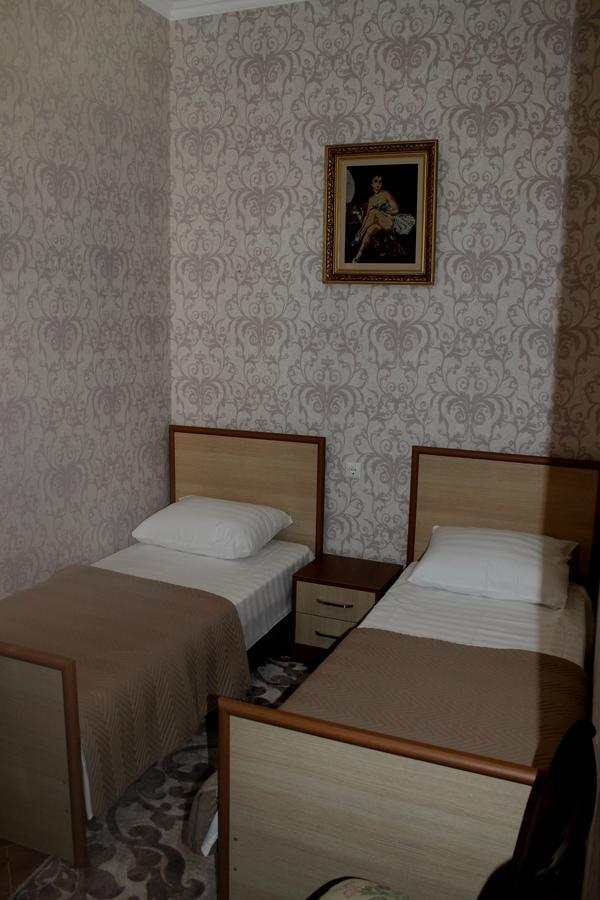 Green Guest House Kutaisi Exterior photo
